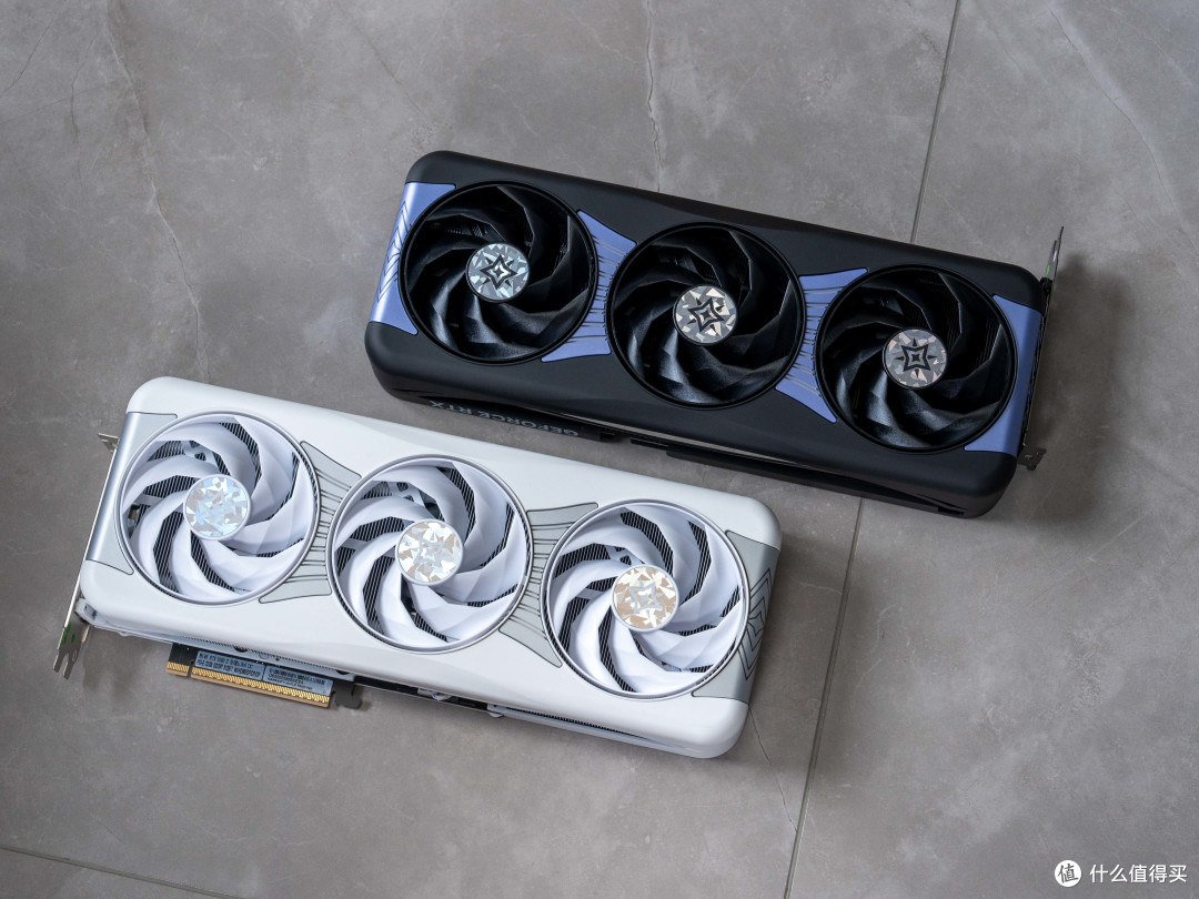 磁吸自由+纯黑美学:影驰RTX 5070 Ti 星曜 NOX OC显卡测评