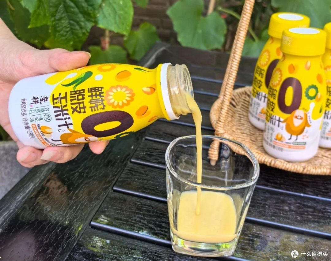 金黄如蜜,这杯脱皮玉米汁藏着夏日的清甜密码