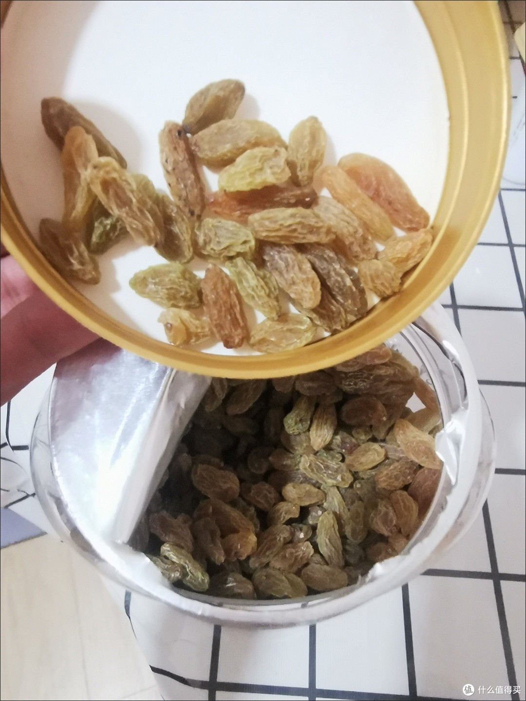 百草味无核绿葡萄干450g新疆特产免洗即食一级大果干无添加零食