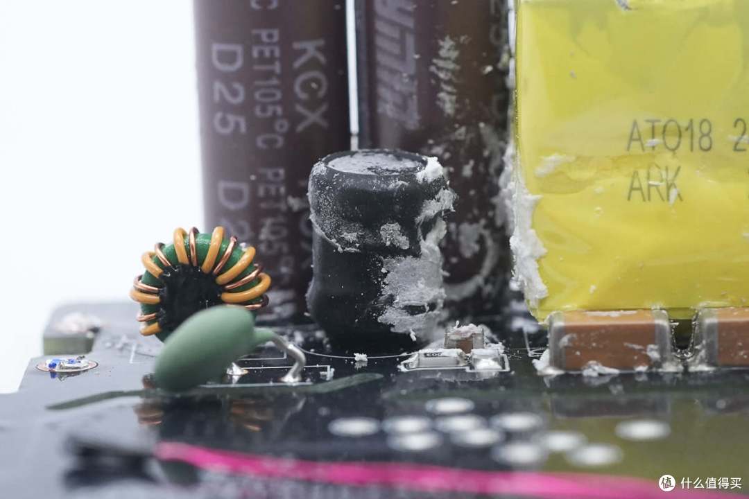 出门一个就够,小米33W 5000mAh三合一充电宝拆解