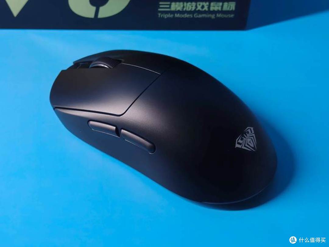 开学季性能卷王登场!狼蛛V9+ Pro电竞鼠标体验