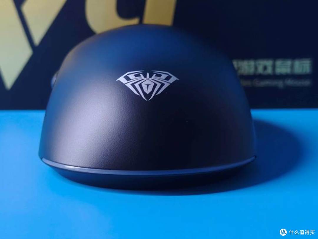 开学季性能卷王登场!狼蛛V9+ Pro电竞鼠标体验