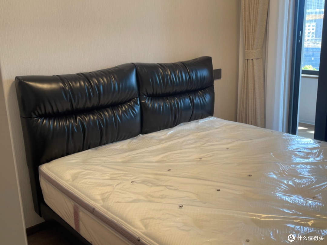 Evitahome 旗舰店蓬巴杜悬浮床：开启意式轻奢睡眠新体验