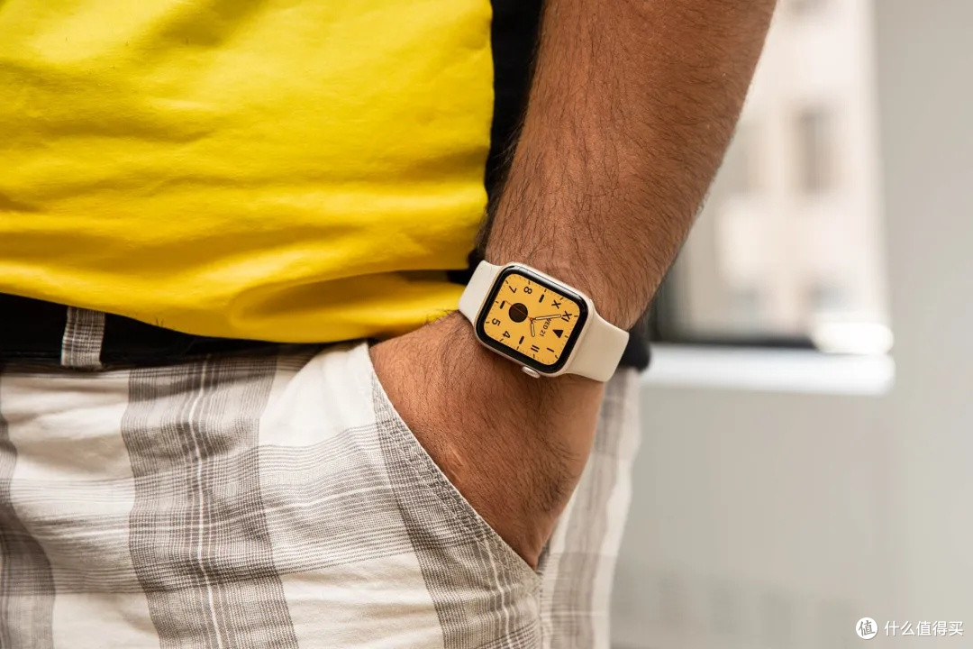 你应该买一块 Apple Watch 吗?