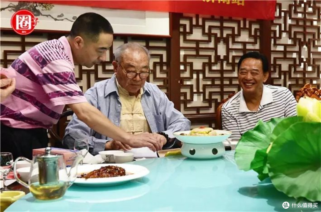 如何看待「师父和我做鲁菜」的陈宗明人设崩塌?
