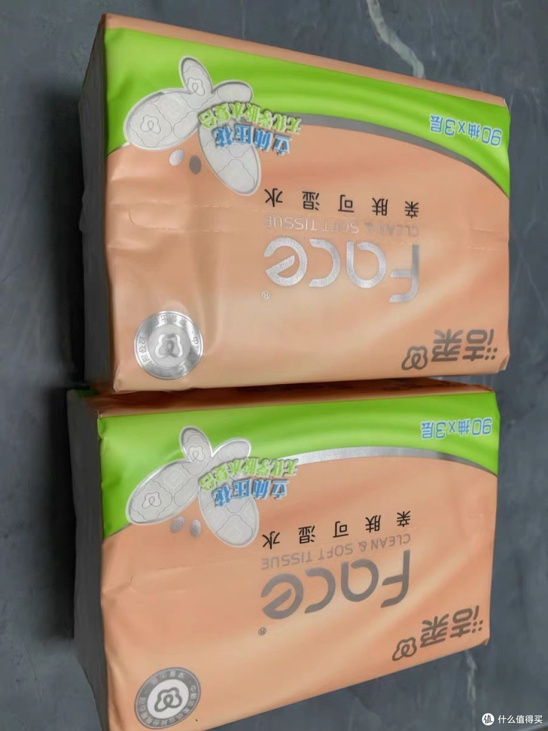洁柔可湿水抽纸:干湿两用更便捷