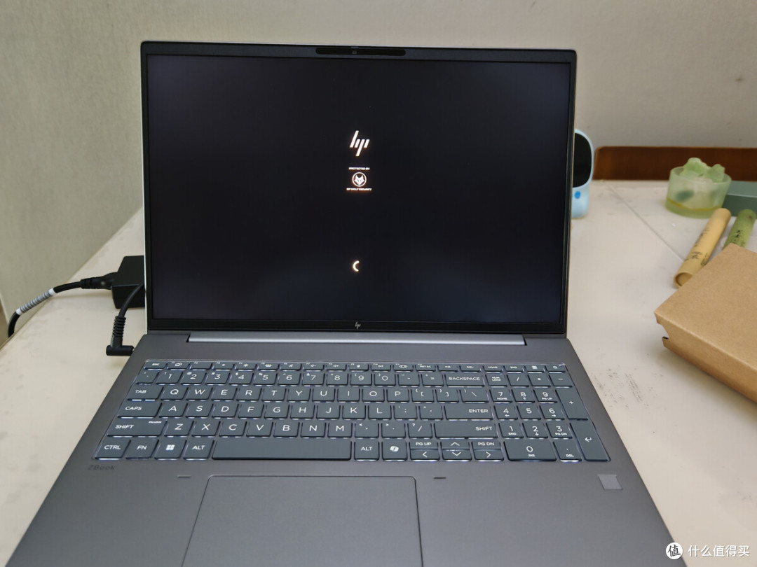 酷睿 Ultra 9 285H 性能怎么样,有哪些笔记本搭载它?