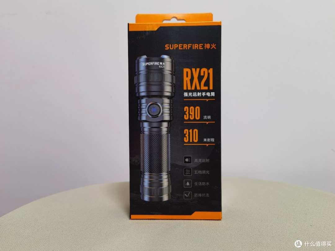 强光远射还能变焦,神火RX21手电筒,夜晚出玩好助手。