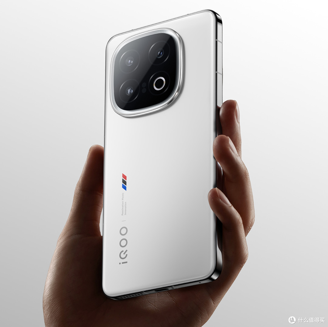 8月国补后,公认“信号最佳”的4款手机,16GB+512GB价格还不贵