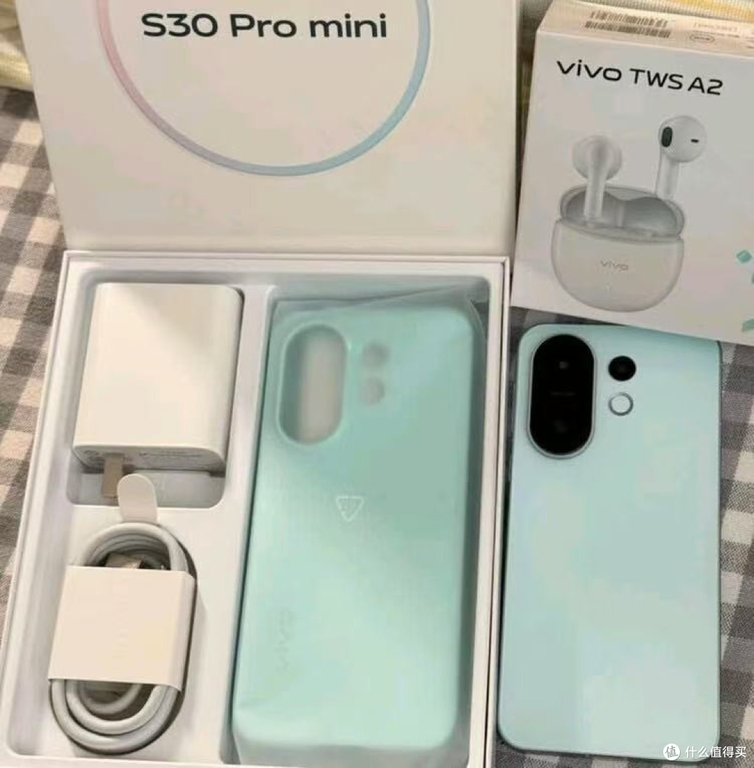 6500mAh+IP69防水+100倍变焦，vivo小屏旗舰跌至2805元