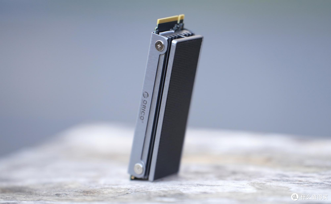 不尬吹,出厂自带散热马甲的ORICO OSC 体验更上一层楼