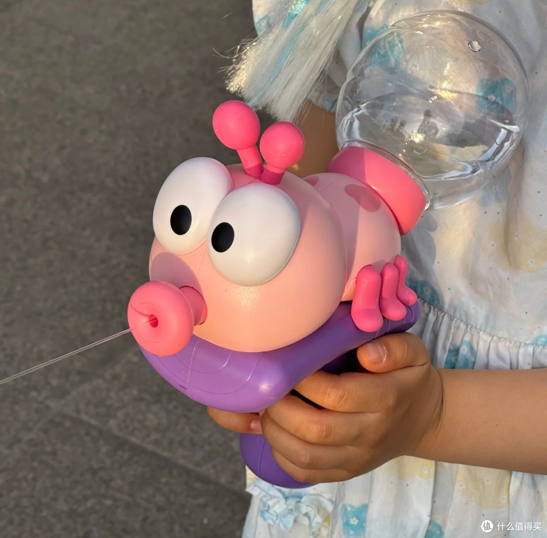 香肠嘴电动喷水枪夏日玩水神器
