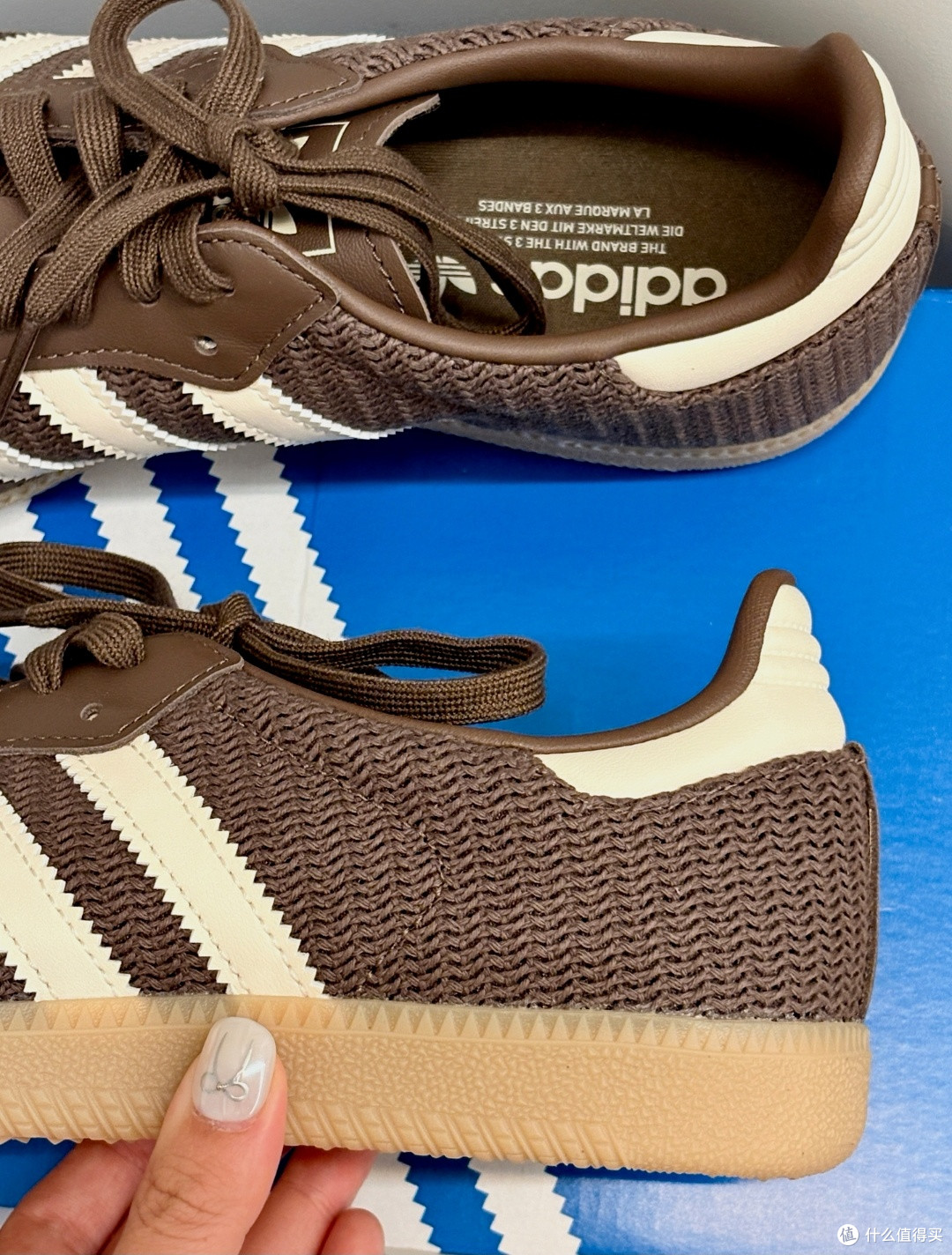 “这双 Samba 像把浓缩咖啡倒进奶油里”——adidas originals SAMBA OG 棕色 JI3184