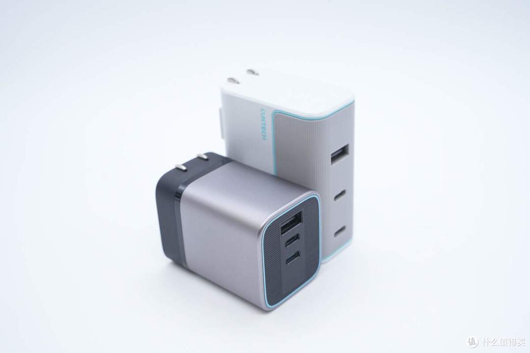 小米120W澎湃秒充+100W PD快充，酷态科10号超级电能充mini拆解