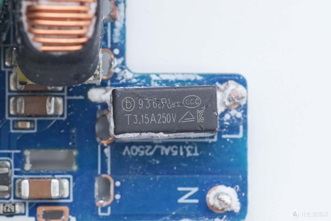 小米120W澎湃秒充+100W PD快充，酷态科10号超级电能充mini拆解