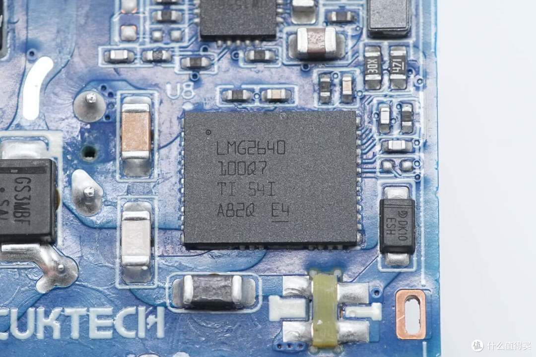 小米120W澎湃秒充+100W PD快充，酷态科10号超级电能充mini拆解