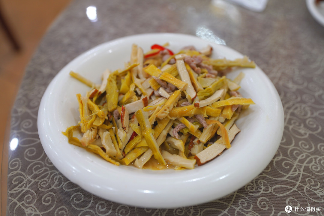 又是一家分数高高在上,出品平平无奇的大众点评必吃榜食肆