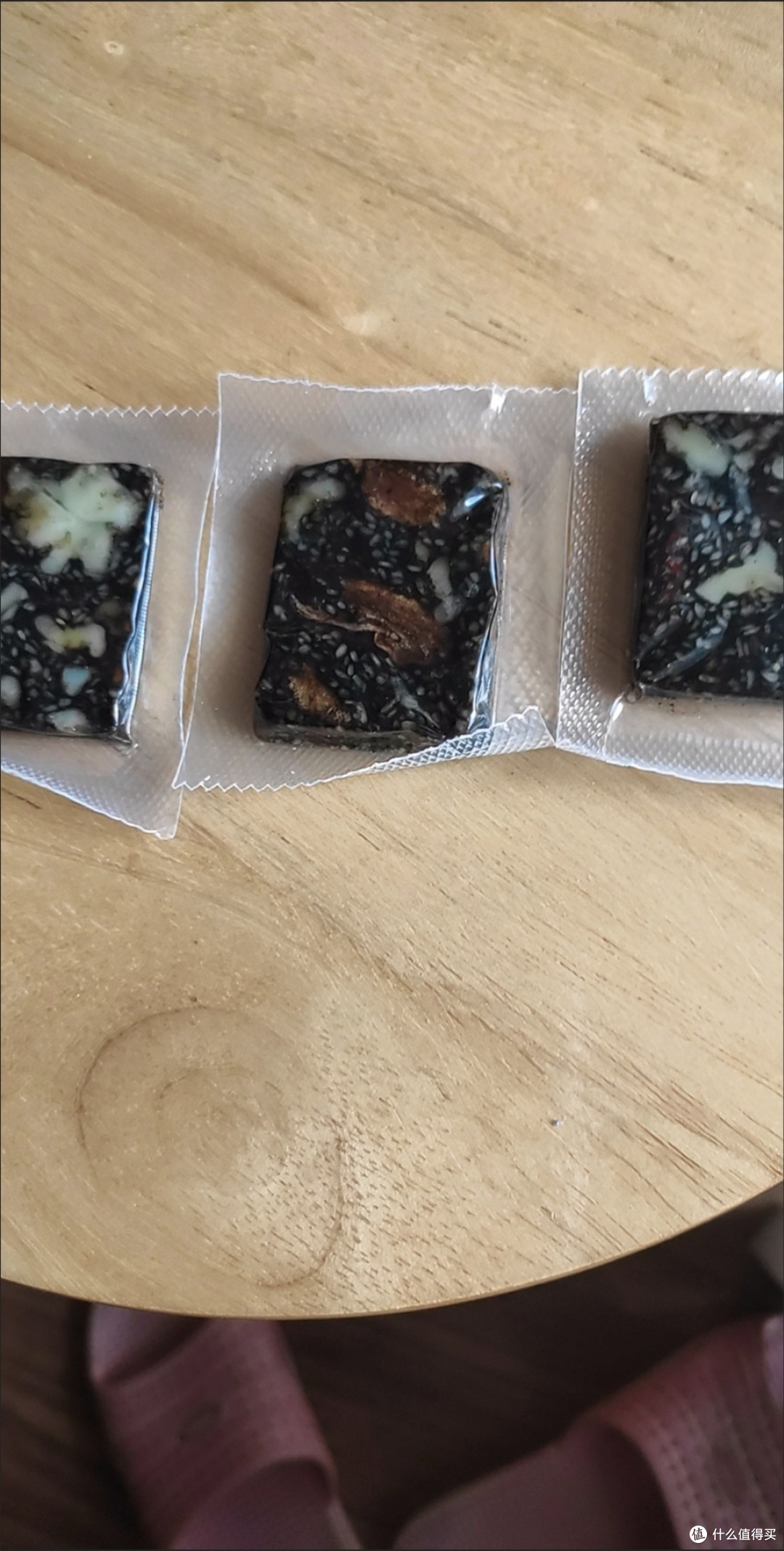 阿胶糕即食山东原产正品纯女士气血阿胶固元膏补枸杞手工