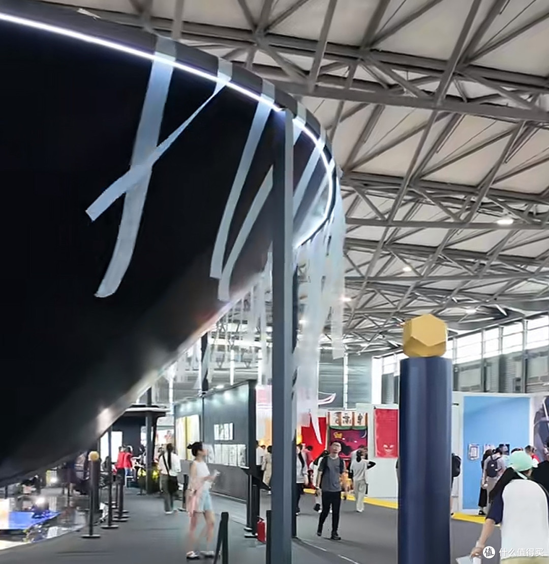 2025GAF插画节:水墨江湖与金色迷局:跨越时空的美学共振