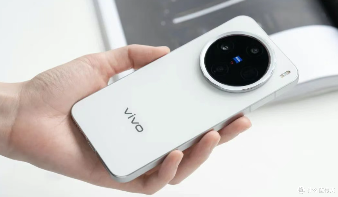vivo X300 Pro“杀”回来了!比小米16抢先上市?