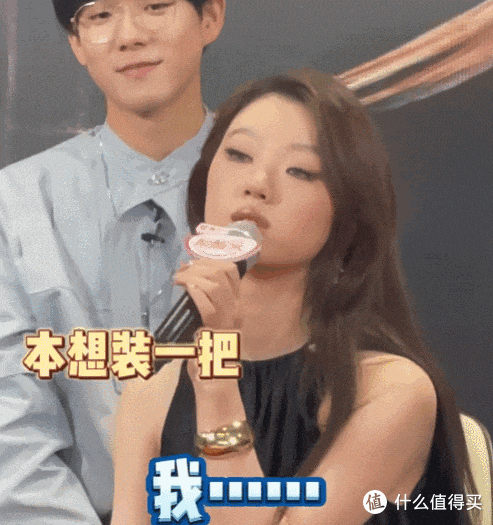 23岁单依纯的房子火了,一人生活,打扮随意,专注音乐,必须晒晒