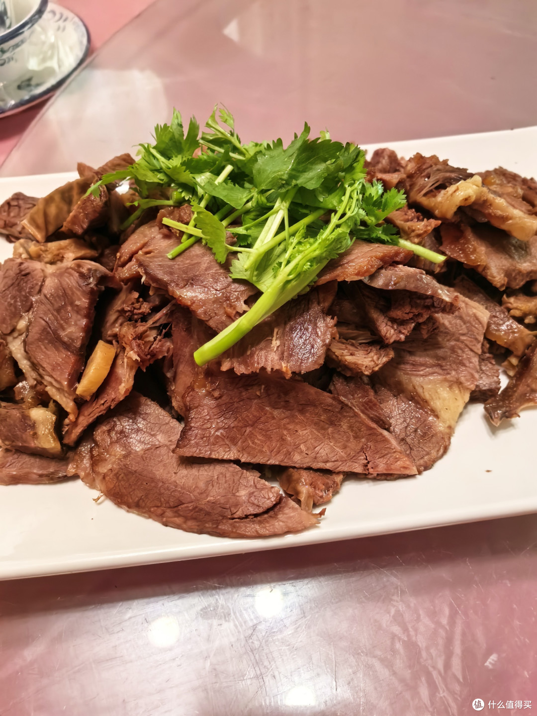 敦煌人的“本命小吃”!这碗驴肉黄面藏着蓬灰水的魔力…