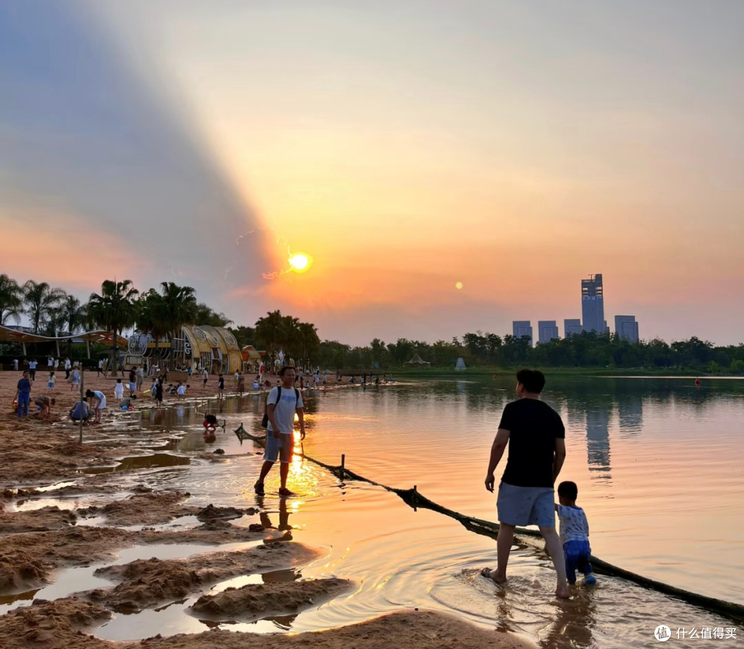 成都遛娃宝藏地:地铁直达的免费玩水玩沙乐园,夏日带娃必冲!