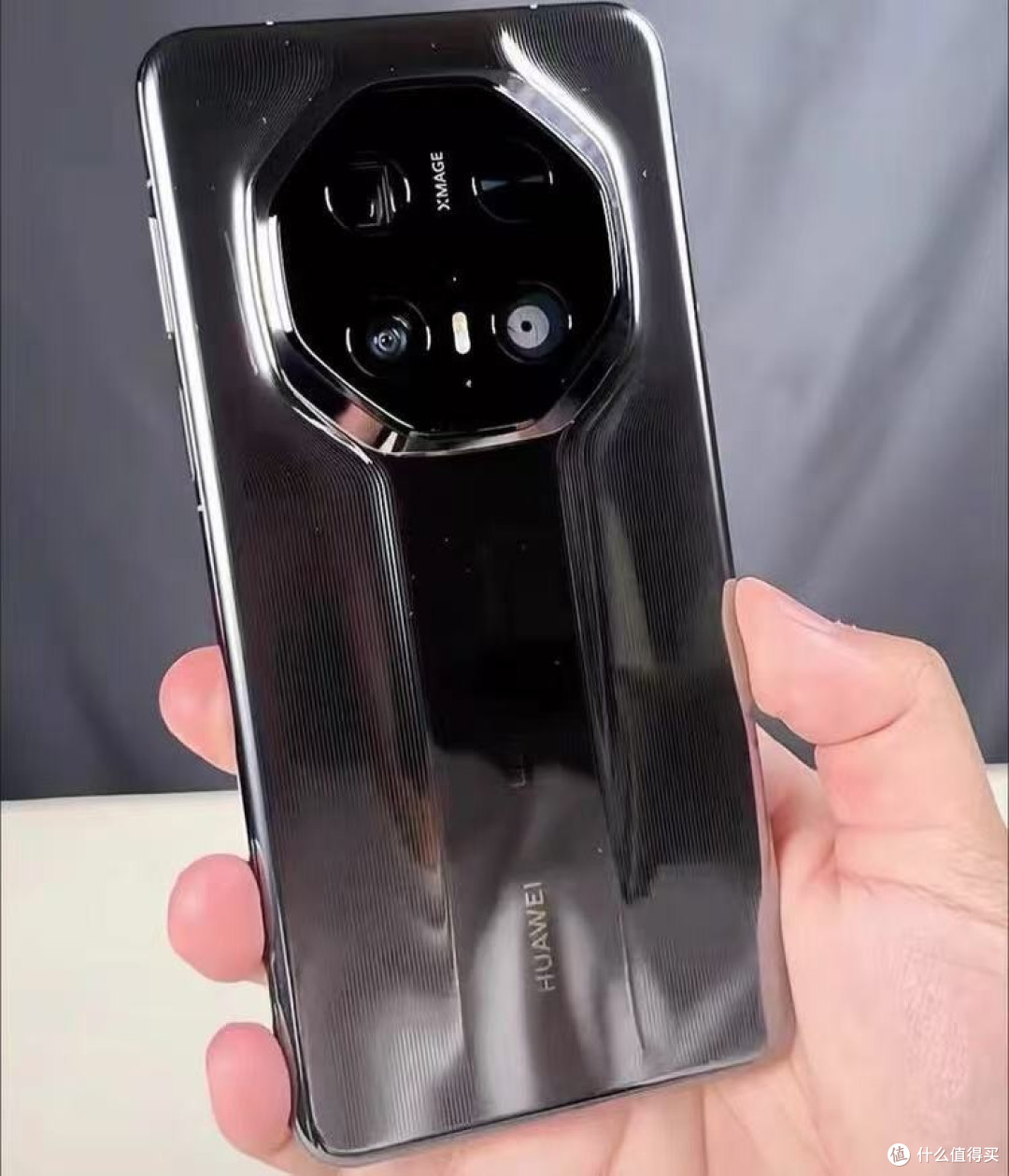 华为果断出手，跌价2003元，双层OLED+钛玄武+红枫原色+麒麟9020