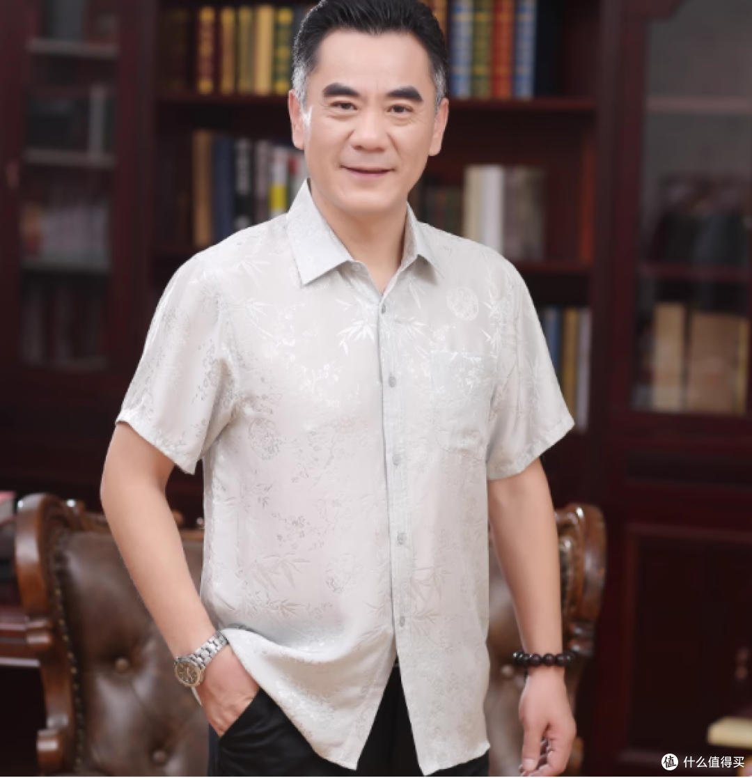 堡索旗舰店中老年男士真丝短袖衬衫:品质之选,舒适之享