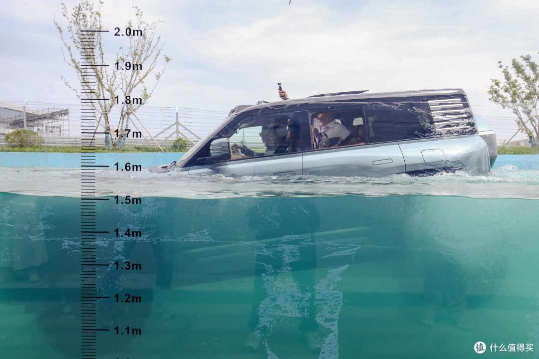 比亚迪赛车场:新能源新经济新选择
