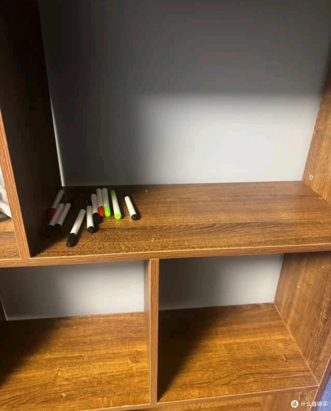 客厅秒变整洁!这个13格书架藏着大惊喜