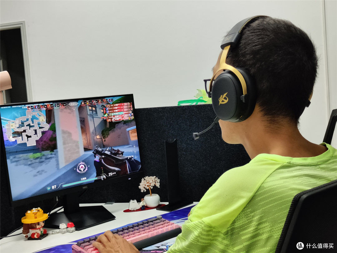 黑金色 iKF V11 Max 上手：冰感耳罩 + 四模连接，超强开黑神器