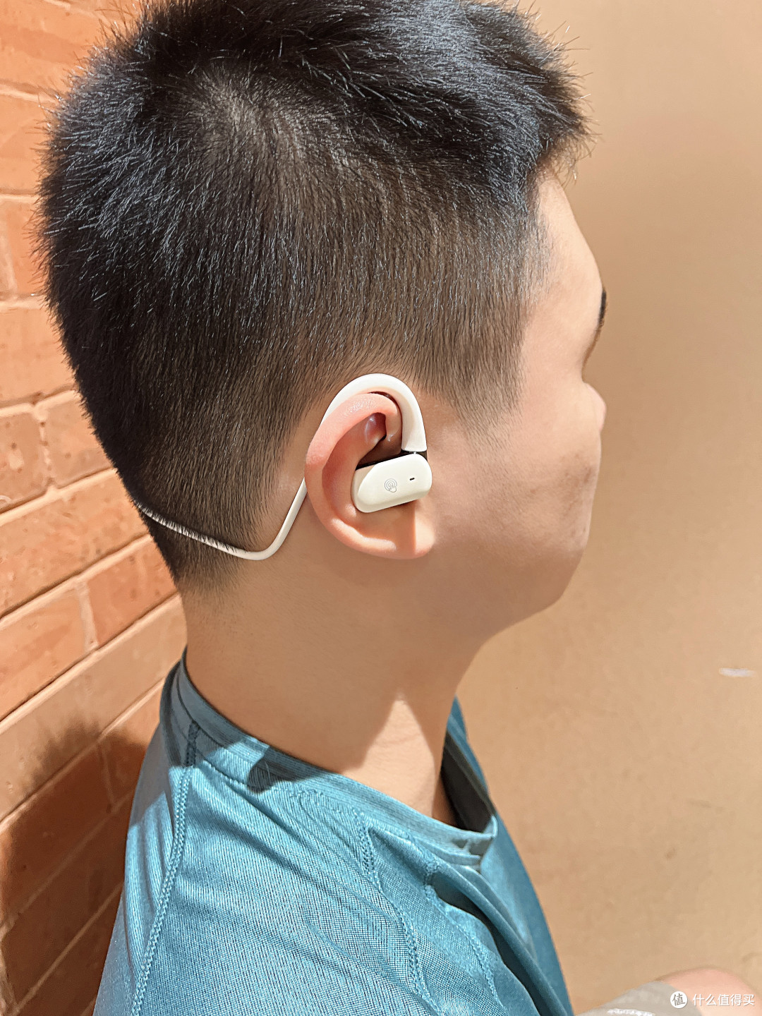 解锁运动新搭子:BLINBLIN HM-50耳挂式运动蓝牙耳机