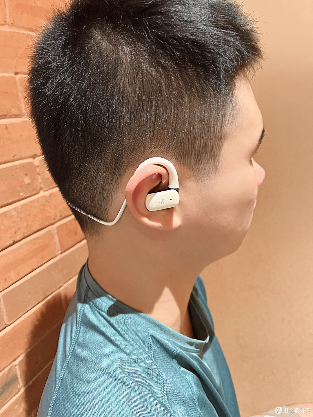 解锁运动新搭子:BLINBLIN HM-50耳挂式运动蓝牙耳机