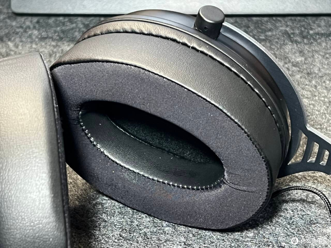 职业选手爱用的三款吃鸡耳机:酷铂达VSG、ROG DELTA和黑鹰S