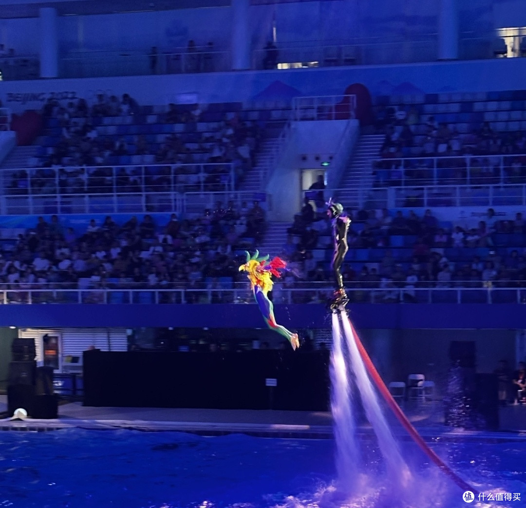 水立方上演《小美人鱼》奇幻之旅