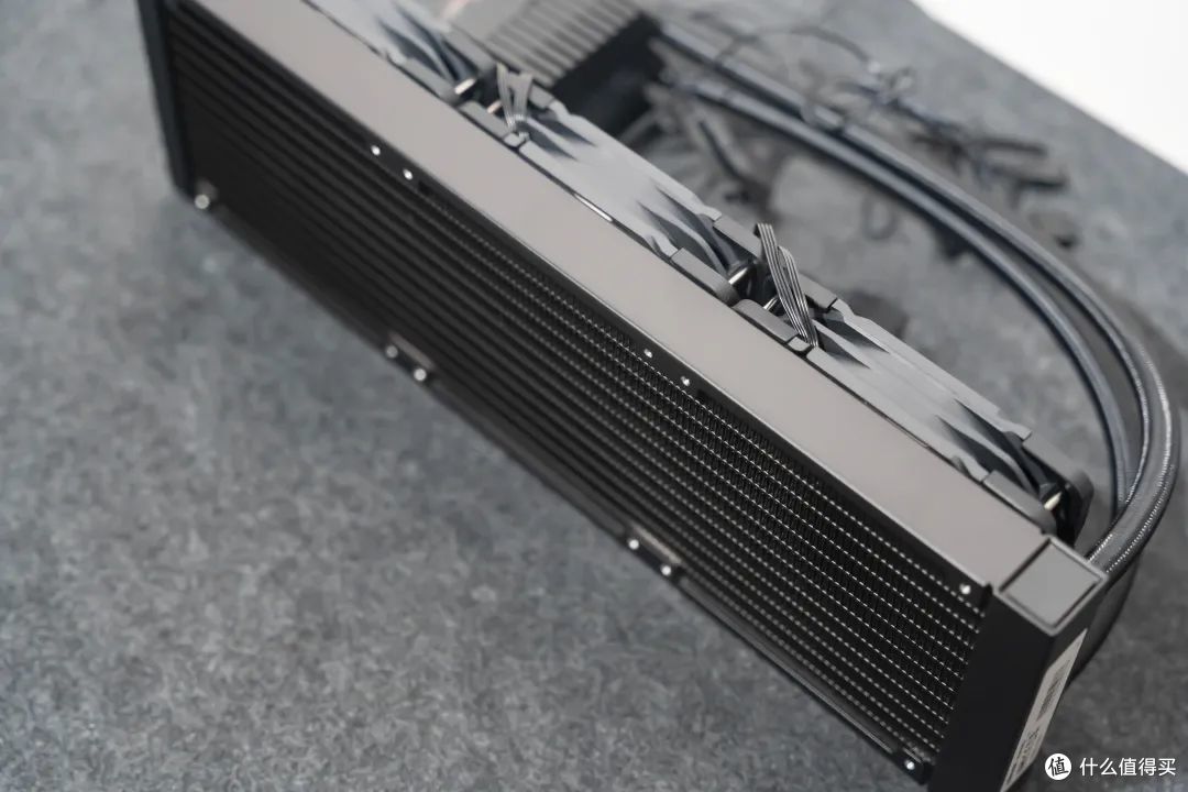散热、静音、颜值兼具!ZALMAN思民阿尔法ALPHA2 A36水冷上机分享