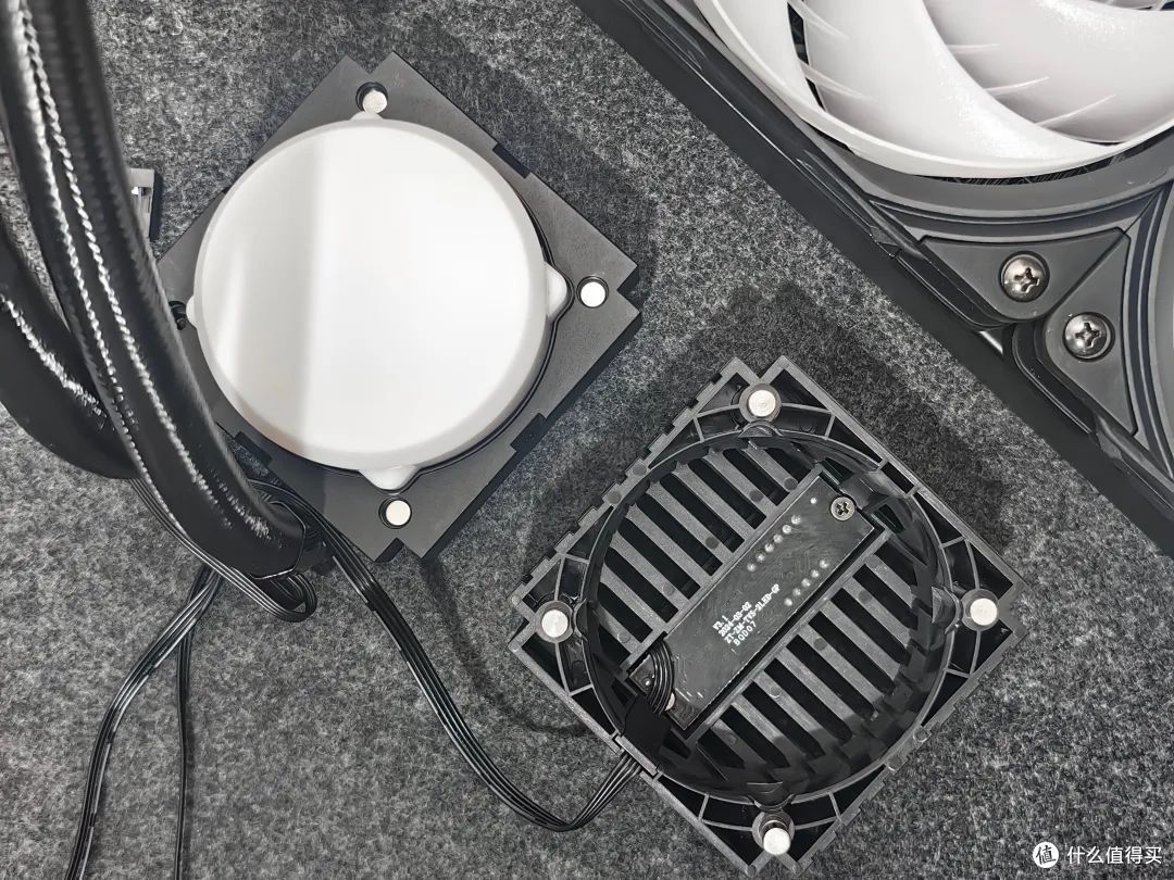 散热、静音、颜值兼具!ZALMAN思民阿尔法ALPHA2 A36水冷上机分享