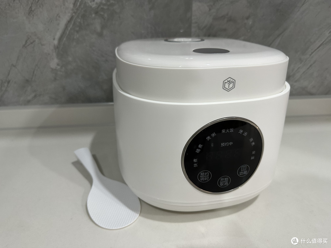 京东京造迷你小型2L电饭煲使用体验:小身材大能量的厨房神器