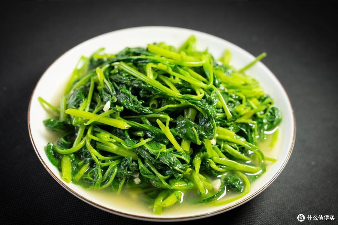 千万警惕！这5种食物，切记不能二次加热，吃不完直接扔掉就行！