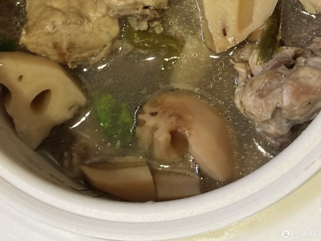 京东京造迷你小型2L电饭煲使用体验:小身材大能量的厨房神器