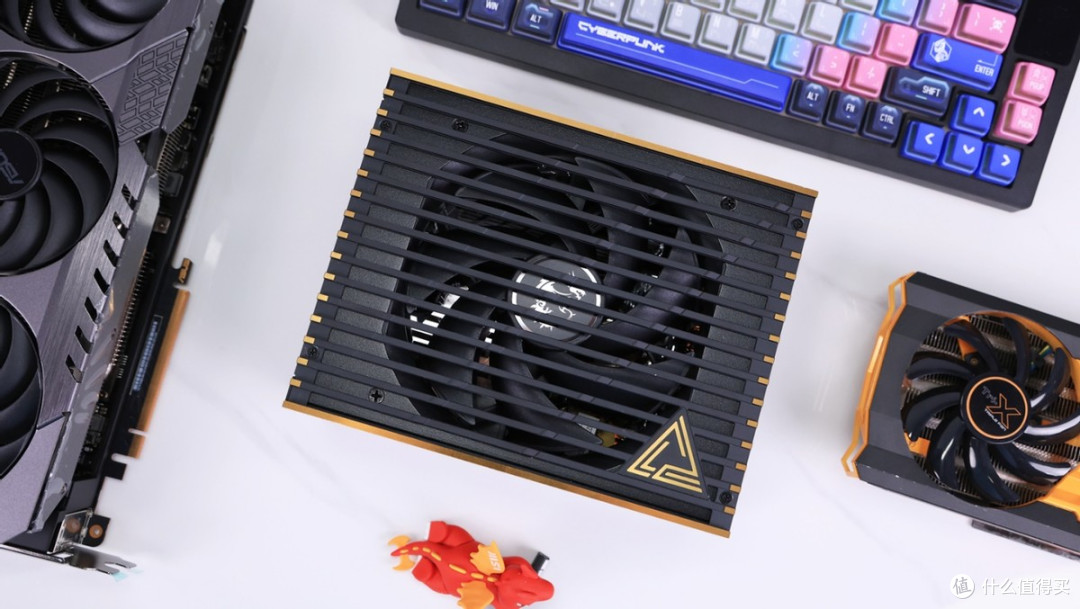 电源也有土豪金?微星MEG Ai1600T PCIE5旗舰电源上手体验