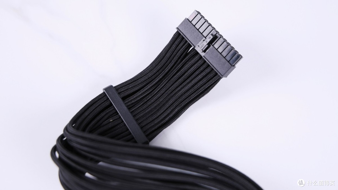 电源也有土豪金?微星MEG Ai1600T PCIE5旗舰电源上手体验