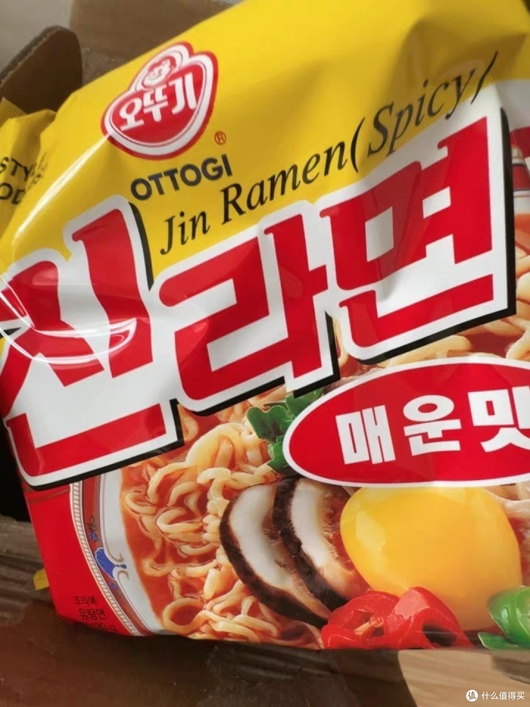 深夜里不倒翁金拉面辣味款的治愈力