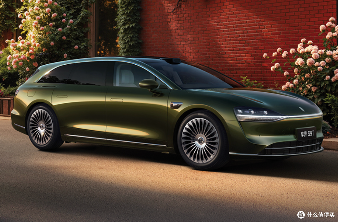华为再造爆款?享界S9T开启预售,32.8万元起步!