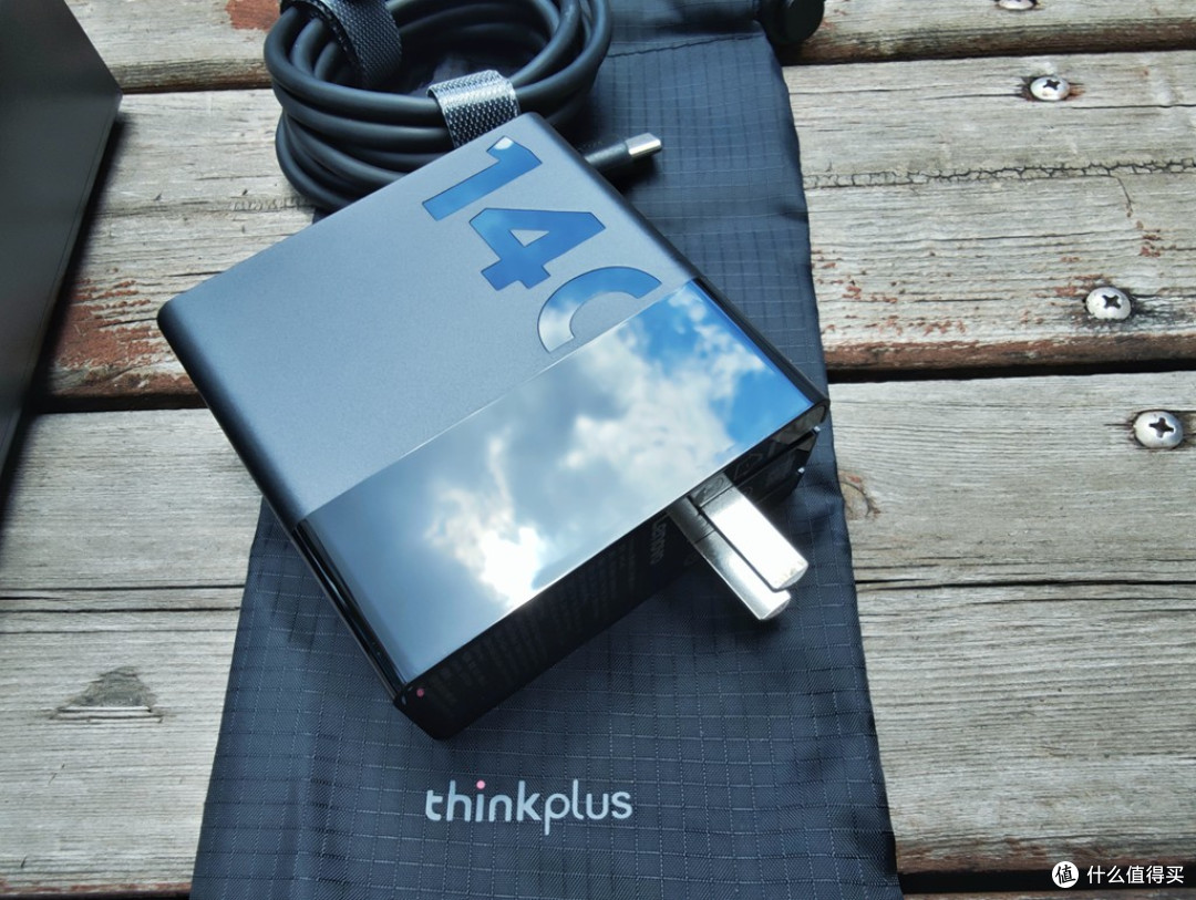 140W + 数字混动黑科技：thinkplus 锋行者，笔记本户外续航救星