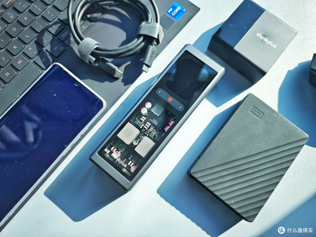 140W + 数字混动黑科技：thinkplus 锋行者，笔记本户外续航救星