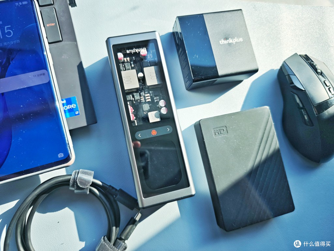 140W + 数字混动黑科技：thinkplus 锋行者，笔记本户外续航救星
