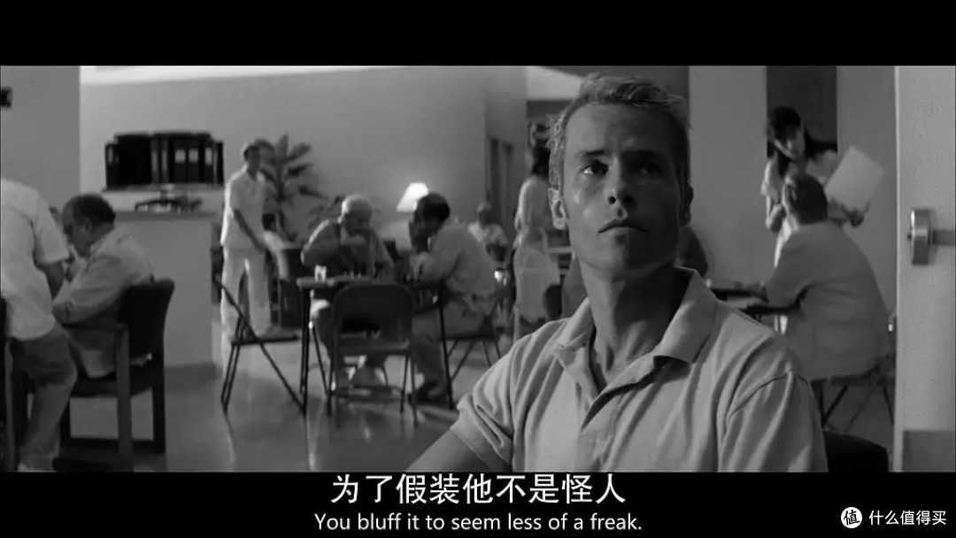 《记忆碎片》:精巧结构与深刻主题