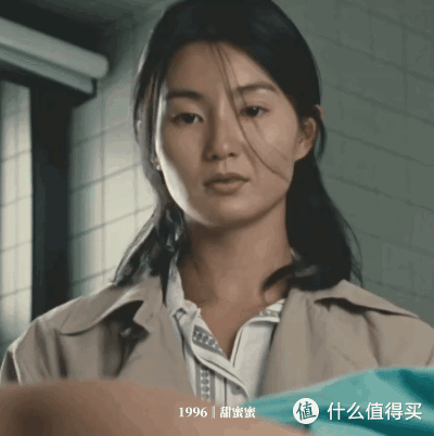 张曼玉晒家居照,住平民区,闲逛买菜,粗茶淡饭,一个人也很快乐